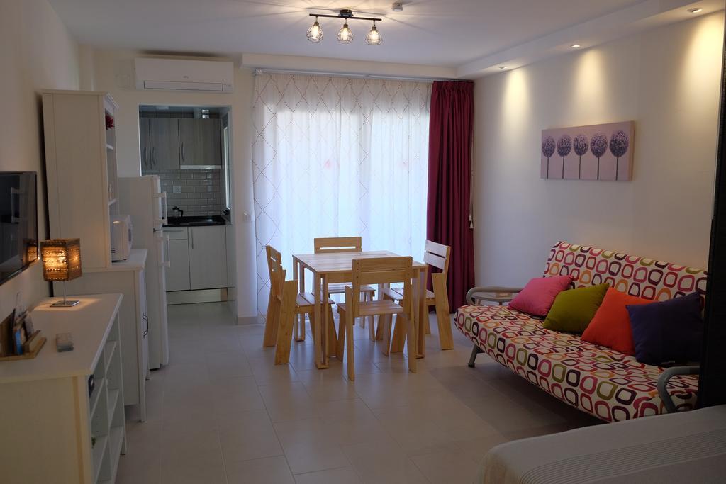 Alboran Premium Arysal Daire Salou Dış mekan fotoğraf